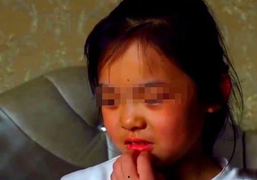 后妈吃瓜给女儿吃